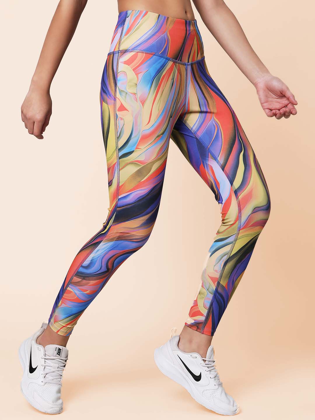 Women's 7/8 yoga leggings made of recycled materials