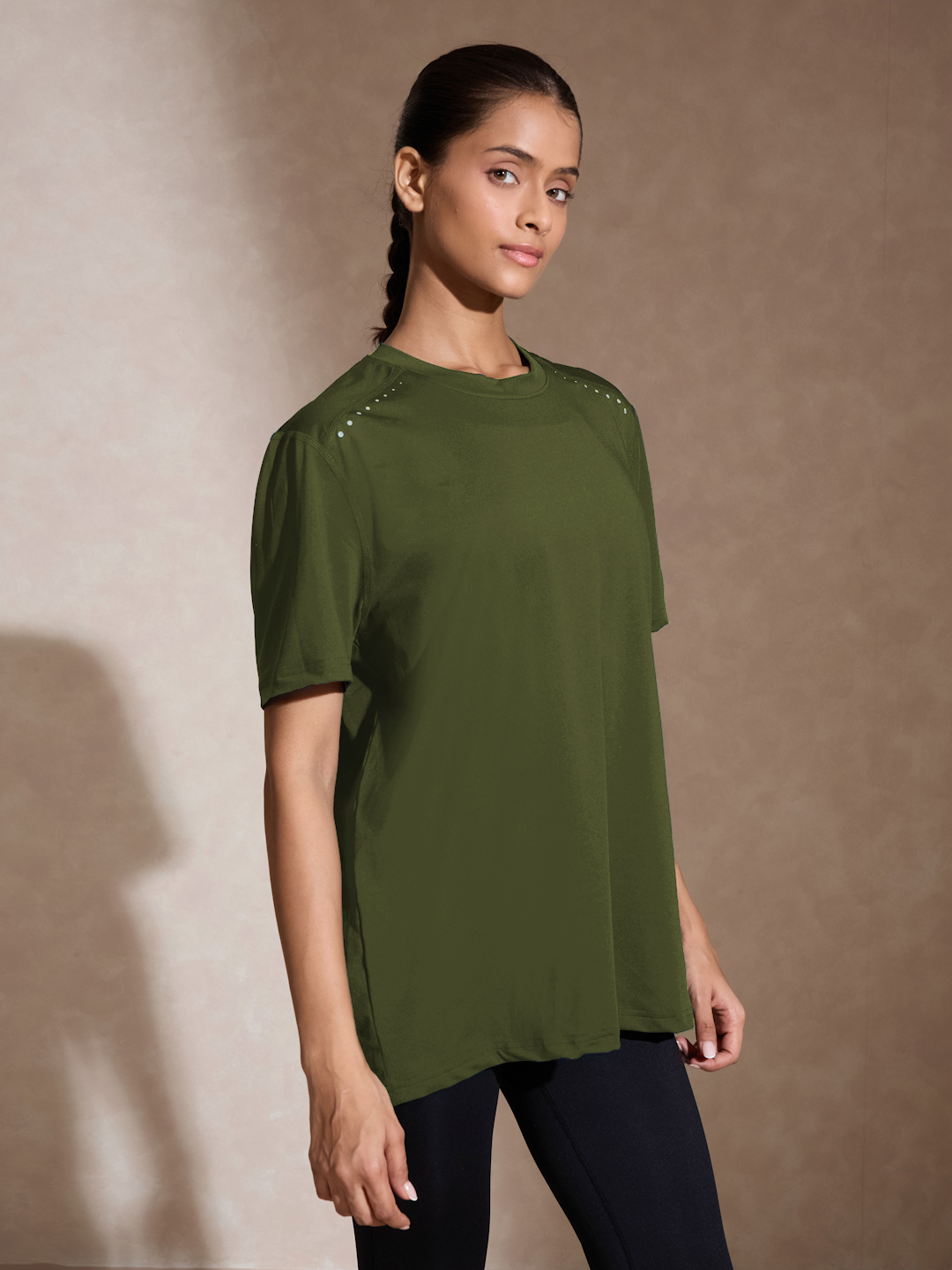 Shop-Boyfriend TraqDry Tee Olive